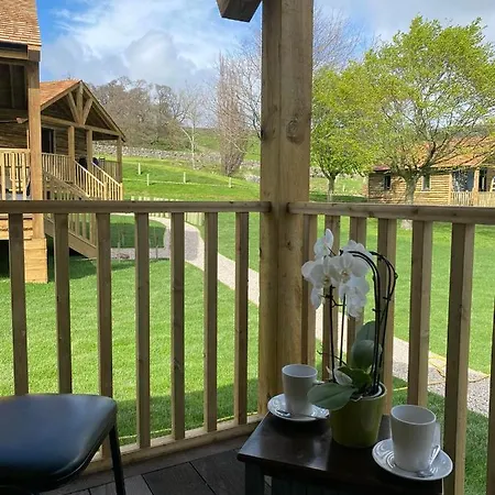 How Stean Rustic Lodges With Hot Tubs, Yorkshire Dales Campingplatz Harrogate