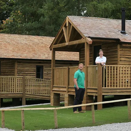 How Stean Rustic Lodges With Hot Tubs, Yorkshire Dales Campingplatz Harrogate